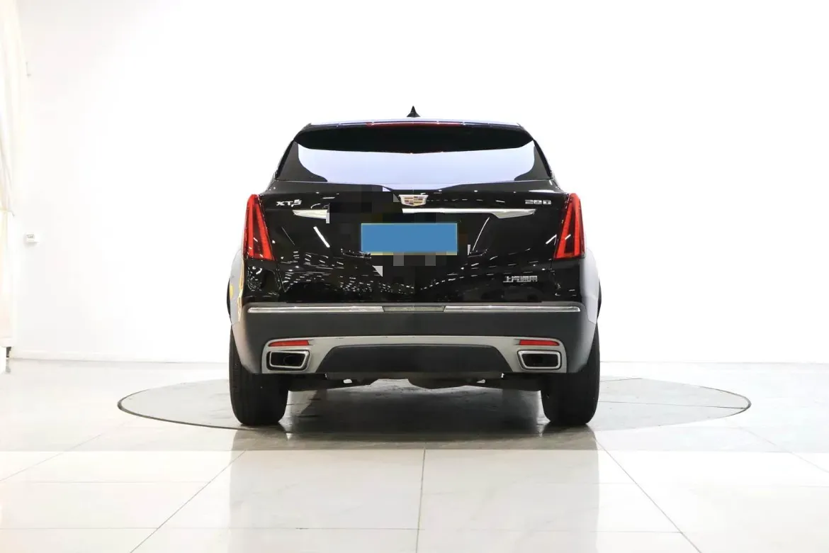 2021 Cadillac XT5 2.0T 237HP L4 9AT,autocango,china used car exporter,china ev exporter,chinese used car exporter,chinese used ev exporter