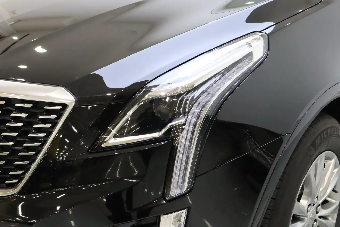 2021 Cadillac XT5 2.0T 237HP L4 9AT,autocango,china used car exporter,china ev exporter,chinese used car exporter,chinese used ev exporter