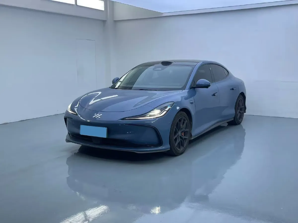 2024 IM L6 BEV 75KWH,autocango,china used car exporter,china ev exporter,chinese used car exporter,chinese used ev exporter