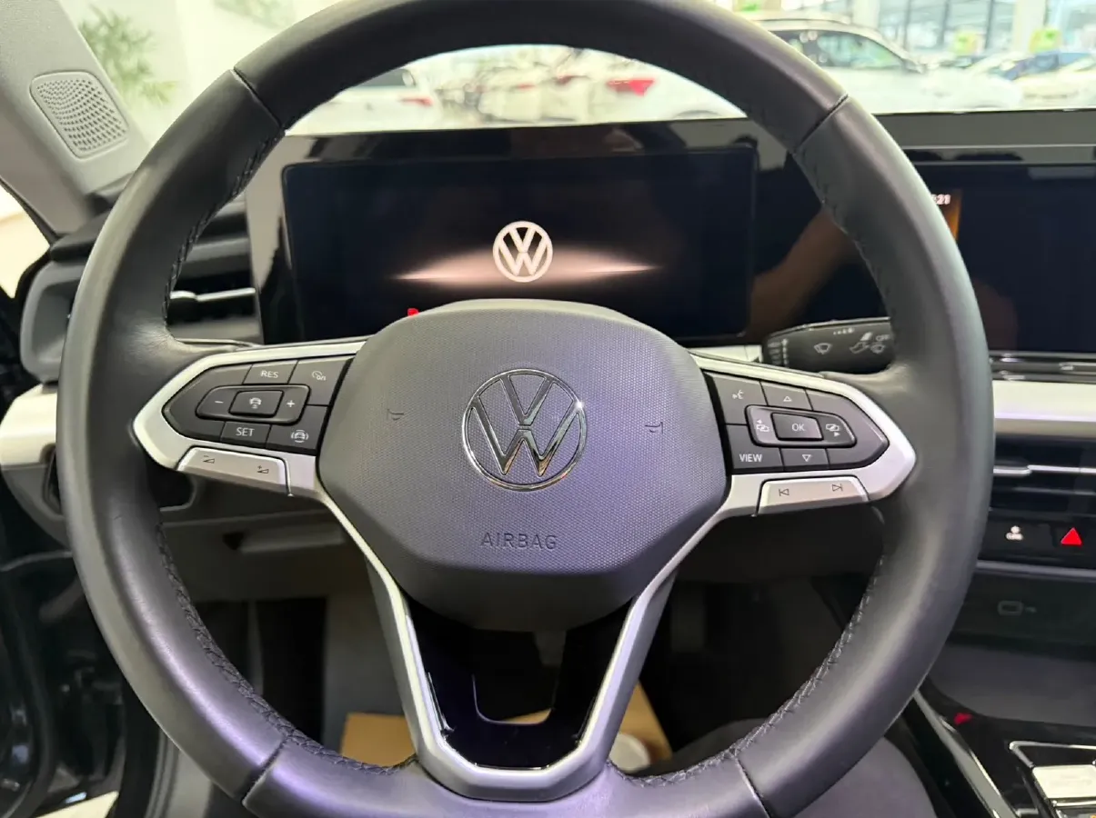 2023 Volkswagen Lamando 1.4T 150HP L4 7DCT,autocango,china used car exporter,china ev exporter,chinese used car exporter,chinese used ev exporter
