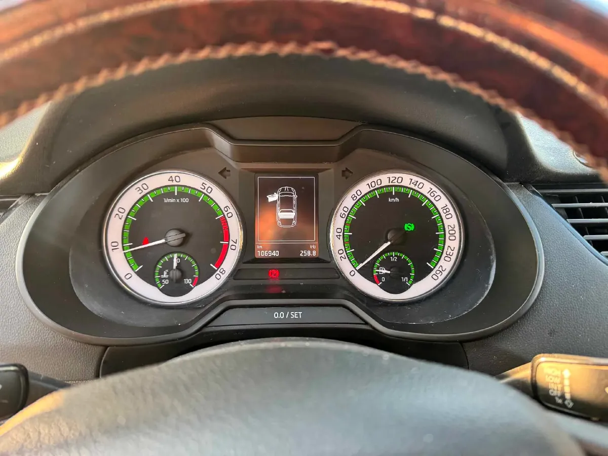 2022 Skoda Octavia 1.5L 113HP L4 6AT,autocango,china used car exporter,china ev exporter,chinese used car exporter,chinese used ev exporter