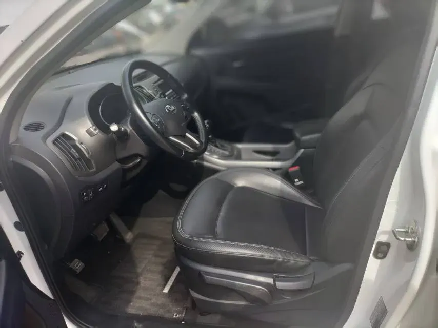 2016 Kia Sportage R 2.0L 165HP L4 6AT,autocango,china used car exporter,china ev exporter,chinese used car exporter,chinese used ev exporter