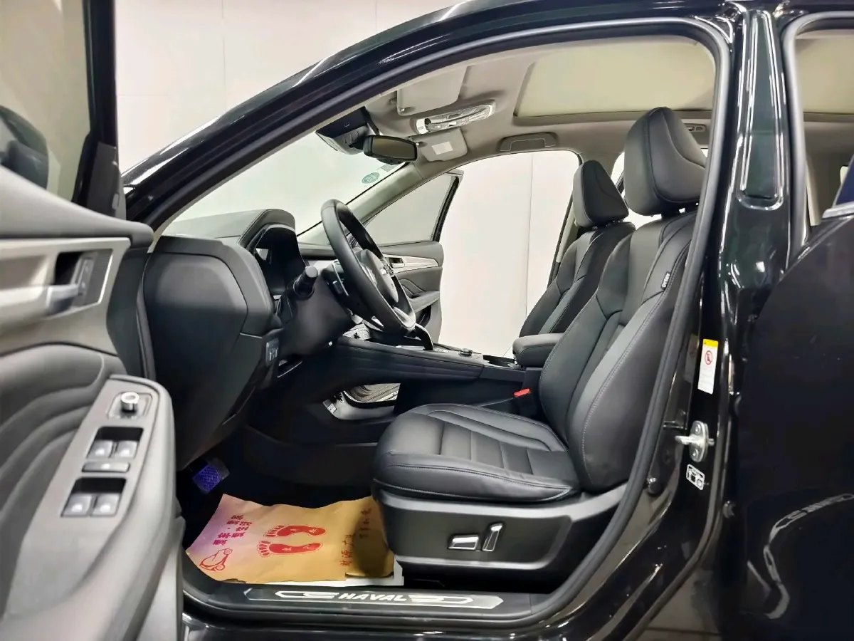 2020 Haval F7 1.5T 169HP L4 7DCT,autocango,china used car exporter,china ev exporter,chinese used car exporter,chinese used ev exporter