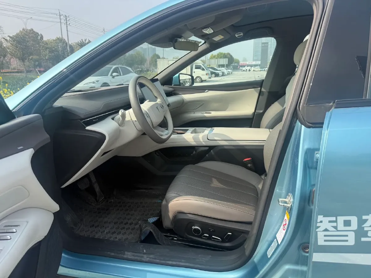 2024 Deepal L07 1.5L 98HP L4 REEV 28.39KWH,autocango,china used car exporter,china ev exporter,chinese used car exporter,chinese used ev exporter