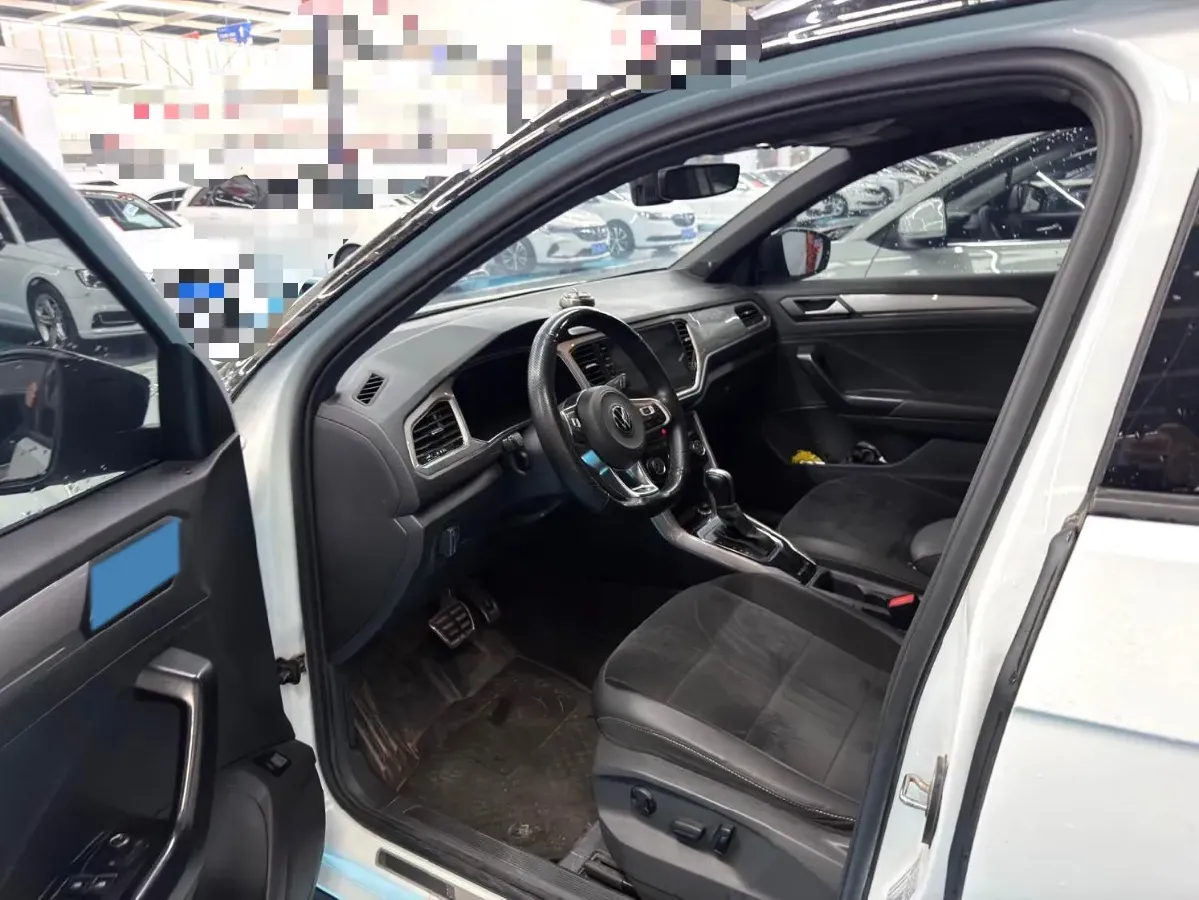 2022 Volkswagen T-Roc 1.4T 150HP L4 7DCT,autocango,china used car exporter,china ev exporter,chinese used car exporter,chinese used ev exporter