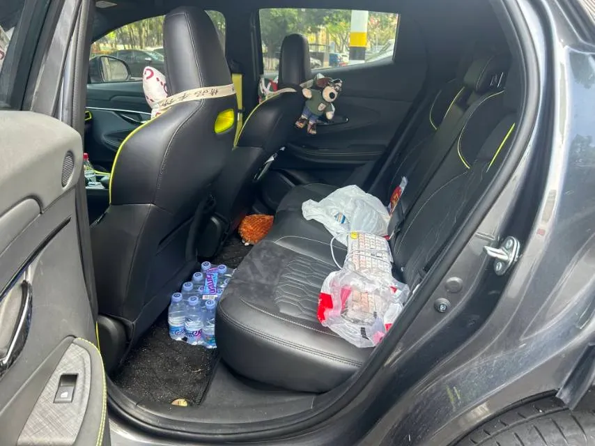 2022 ChangAn UNI-T 1.5T 188HP L4 7DCT,autocango,china used car exporter,china ev exporter,chinese used car exporter,chinese used ev exporter