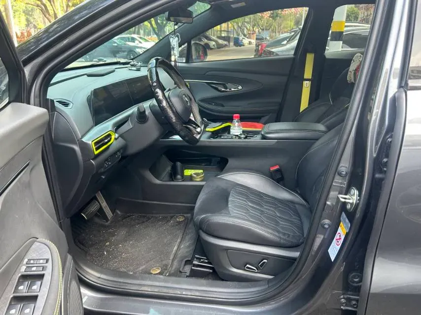 2022 ChangAn UNI-T 1.5T 188HP L4 7DCT,autocango,china used car exporter,china ev exporter,chinese used car exporter,chinese used ev exporter