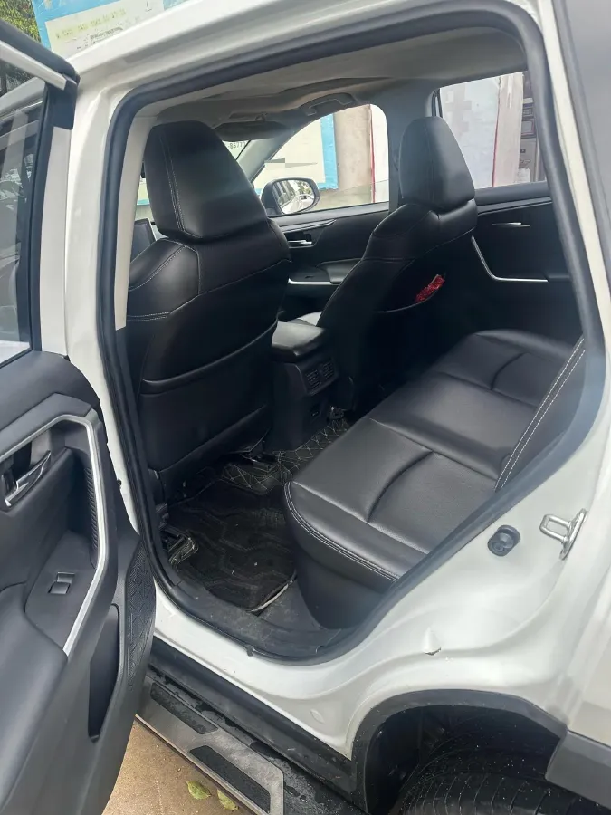 2021 Toyota RAV4 2.5L 178HP L4 E-CVT Hybrid,autocango,china used car exporter,china ev exporter,chinese used car exporter,chinese used ev exporter