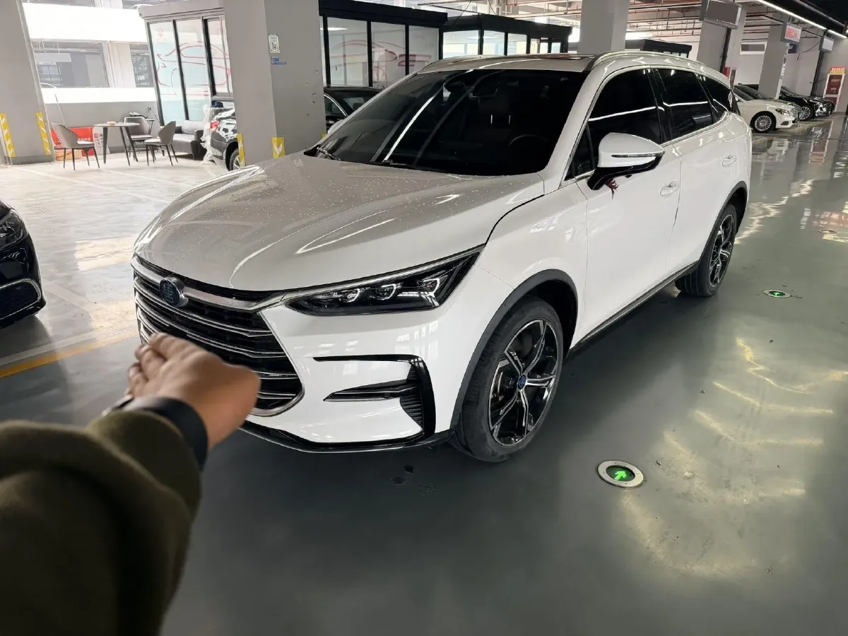 2021 MG 6 1.5T 169HP L4 AMT PHEV 11.1KWH,autocango,china used car exporter,china ev exporter,chinese used car exporter,chinese used ev exporter