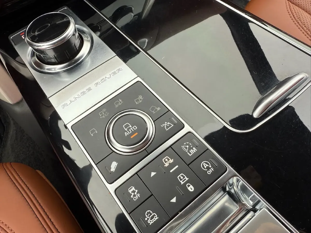 2017 Land Rover Range Rover 3.0T 381HP V6 8AT,autocango,china used car exporter,china ev exporter,chinese used car exporter,chinese used ev exporter