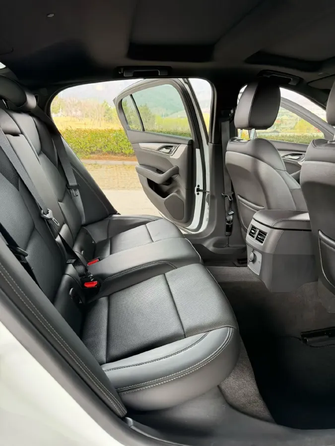 2021 Cadillac CT5 2.0T 237HP L4 10AT,autocango,china used car exporter,china ev exporter,chinese used car exporter,chinese used ev exporter