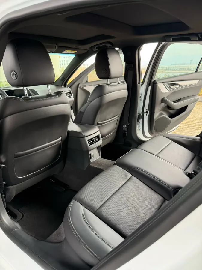 2021 Cadillac CT5 2.0T 237HP L4 10AT,autocango,china used car exporter,china ev exporter,chinese used car exporter,chinese used ev exporter