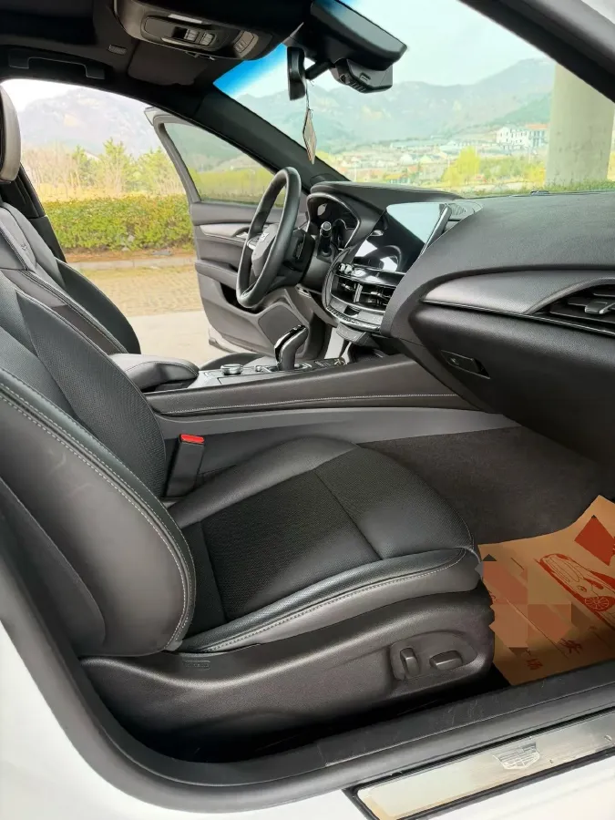 2021 Cadillac CT5 2.0T 237HP L4 10AT,autocango,china used car exporter,china ev exporter,chinese used car exporter,chinese used ev exporter