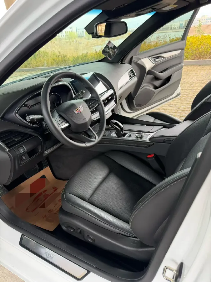 2021 Cadillac CT5 2.0T 237HP L4 10AT,autocango,china used car exporter,china ev exporter,chinese used car exporter,chinese used ev exporter
