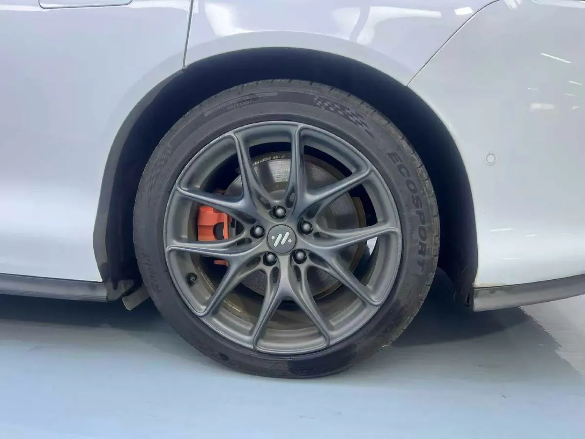 2024 IM L6 BEV 75KWH,autocango,china used car exporter,china ev exporter,chinese used car exporter,chinese used ev exporter