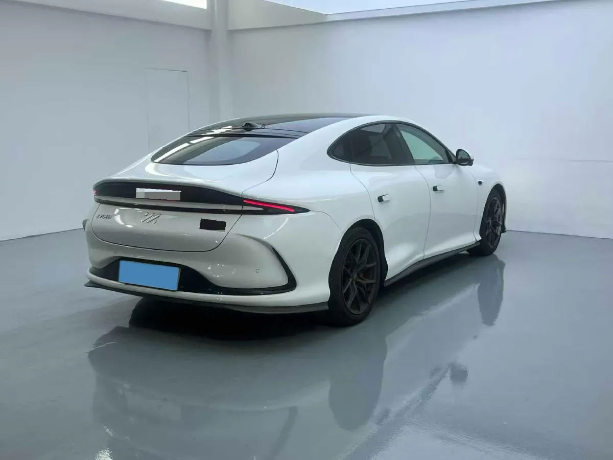 2024 IM L6 BEV 75KWH,autocango,china used car exporter,china ev exporter,chinese used car exporter,chinese used ev exporter