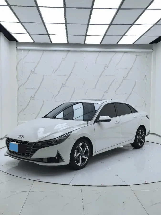 2022 Hyundai Elantra 1.5L 115HP L4 CVT,autocango,china used car exporter,china ev exporter,chinese used car exporter,chinese used ev exporter