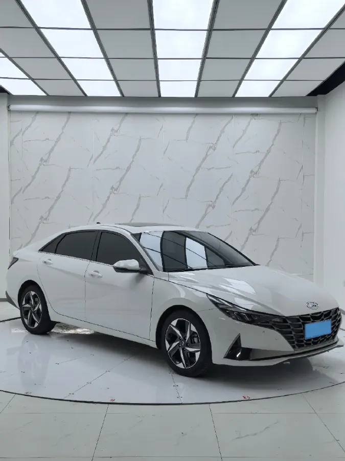 2022 Hyundai Elantra 1.5L 115HP L4 CVT,autocango,china used car exporter,china ev exporter,chinese used car exporter,chinese used ev exporter
