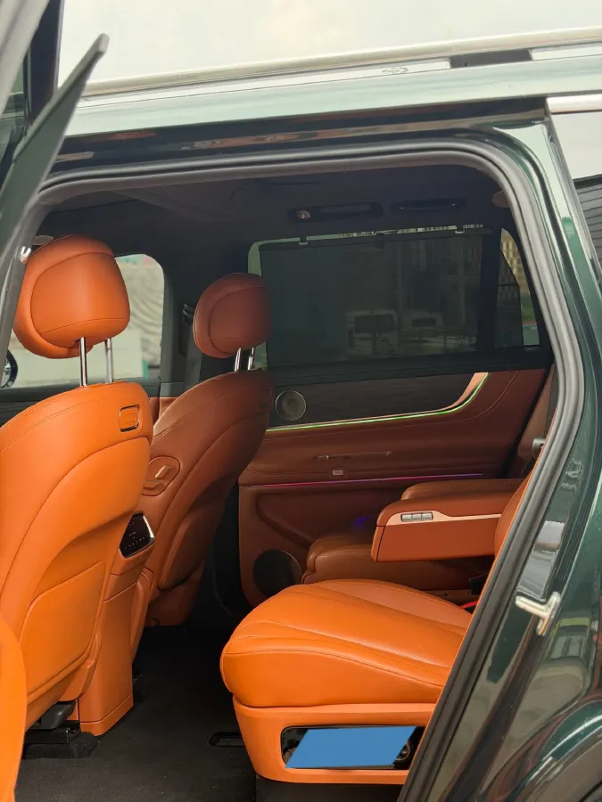 2024 AITO AITO M9 1.5T 152HP L4 REEV 42KWH,autocango,china used car exporter,china ev exporter,chinese used car exporter,chinese used ev exporter