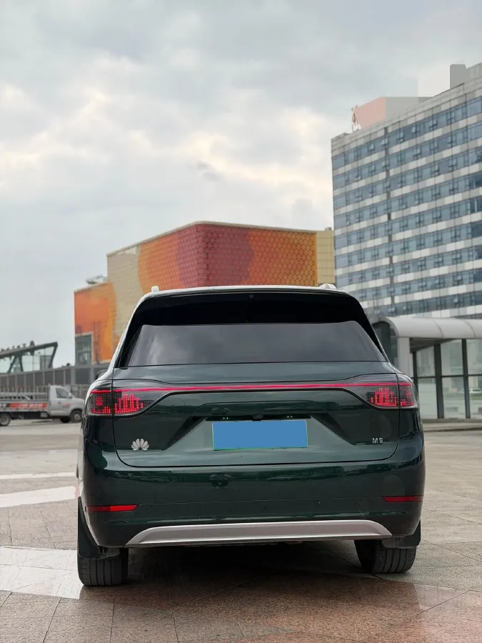 2024 AITO AITO M9 1.5T 152HP L4 REEV 42KWH,autocango,china used car exporter,china ev exporter,chinese used car exporter,chinese used ev exporter