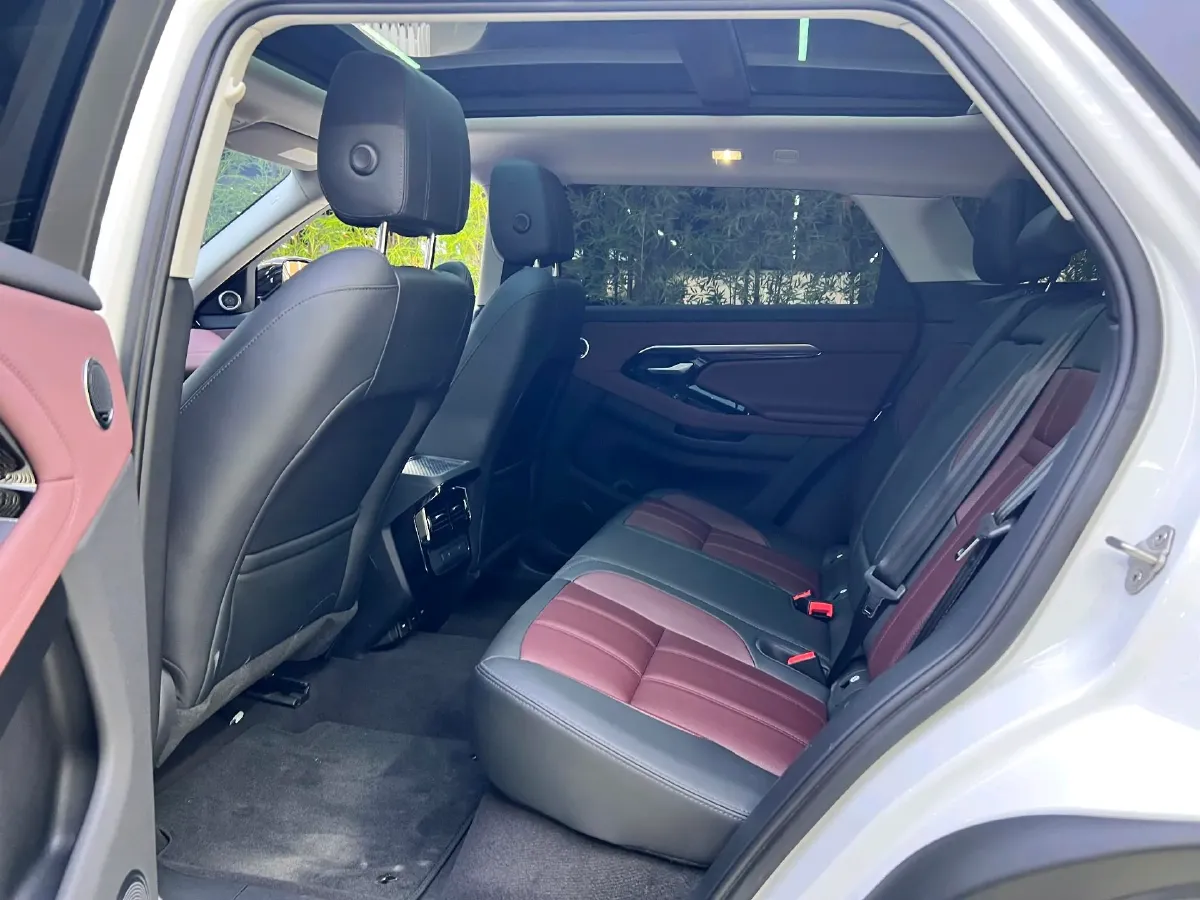 2023 Land Rover Range Rover Evoque 2.0T 249HP L4 9AT,autocango,china used car exporter,china ev exporter,chinese used car exporter,chinese used ev exporter