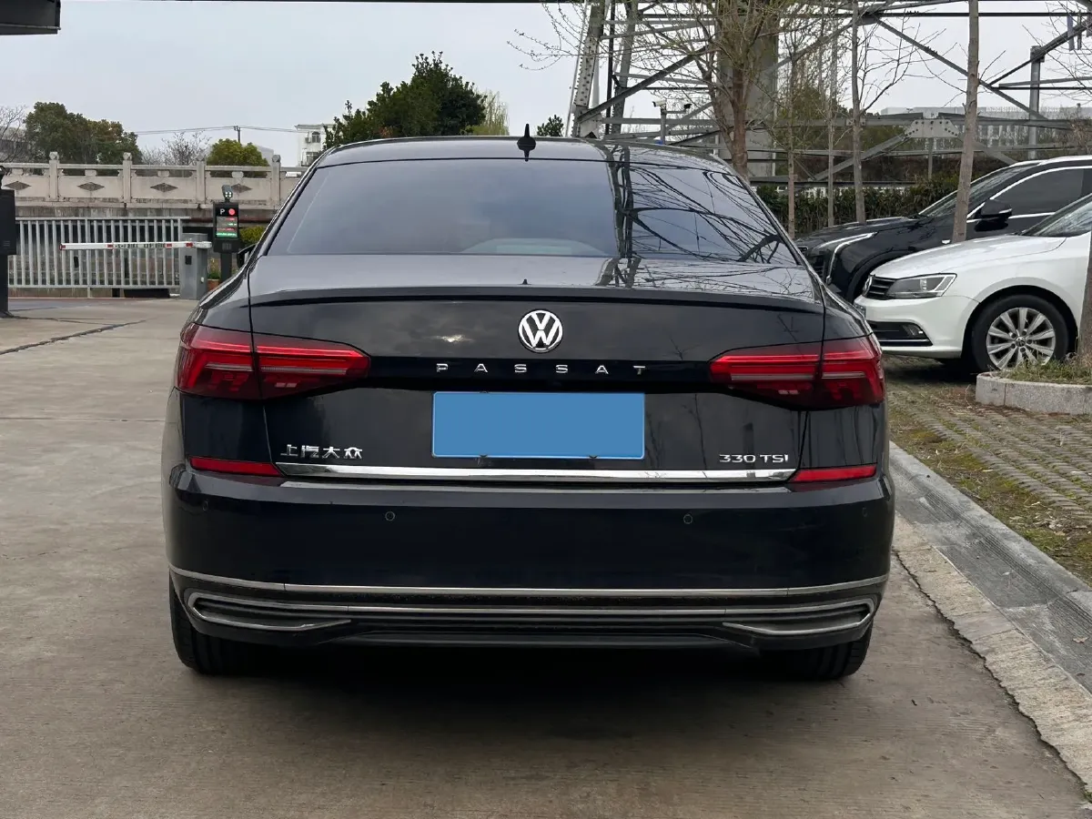 2019 Volvo V40 1.5T 152HP L4 6AT,autocango,china used car exporter,china ev exporter,chinese used car exporter,chinese used ev exporter