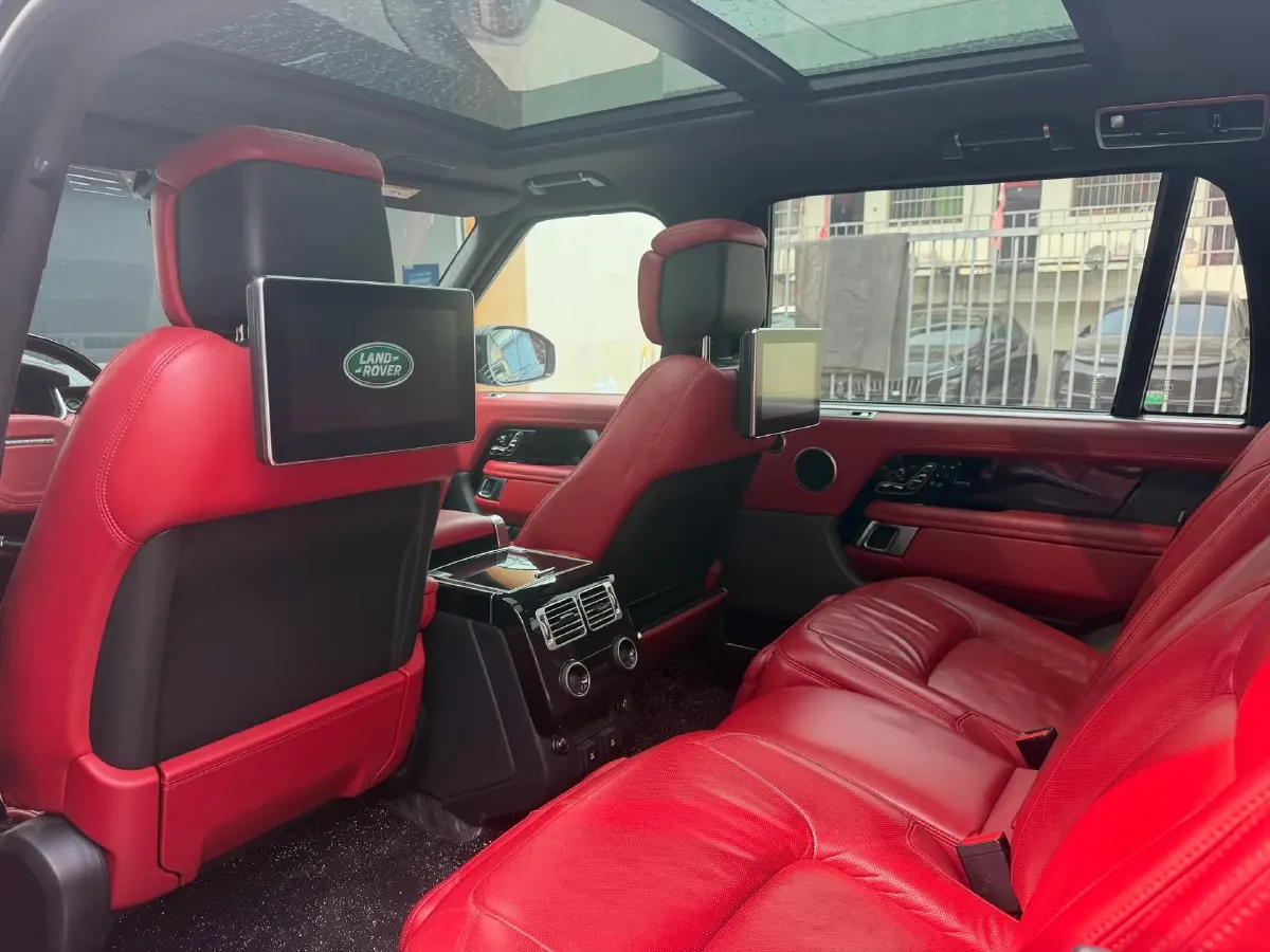 2020 Land Rover Range Rover 3.0T 400HP L6 8AT,autocango,china used car exporter,china ev exporter,chinese used car exporter,chinese used ev exporter