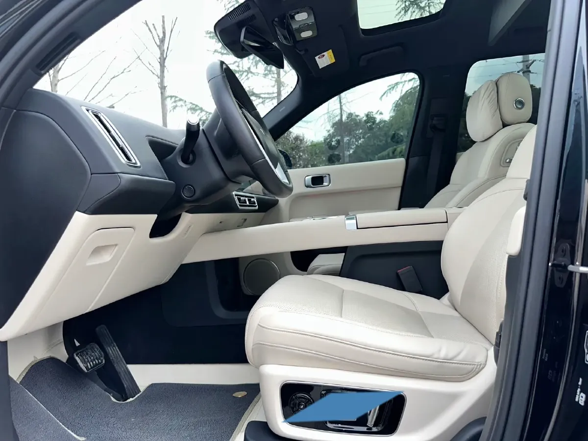 2022 Li L9 Range Extended 154HP REEV 42.6KWH,autocango,china used car exporter,china ev exporter,chinese used car exporter,chinese used ev exporter