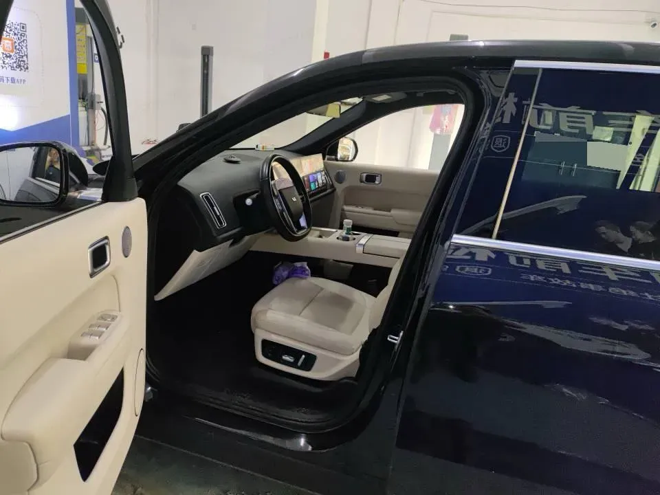 2022 Li L9 Range Extended 154HP REEV 42.6KWH,autocango,china used car exporter,china ev exporter,chinese used car exporter,chinese used ev exporter