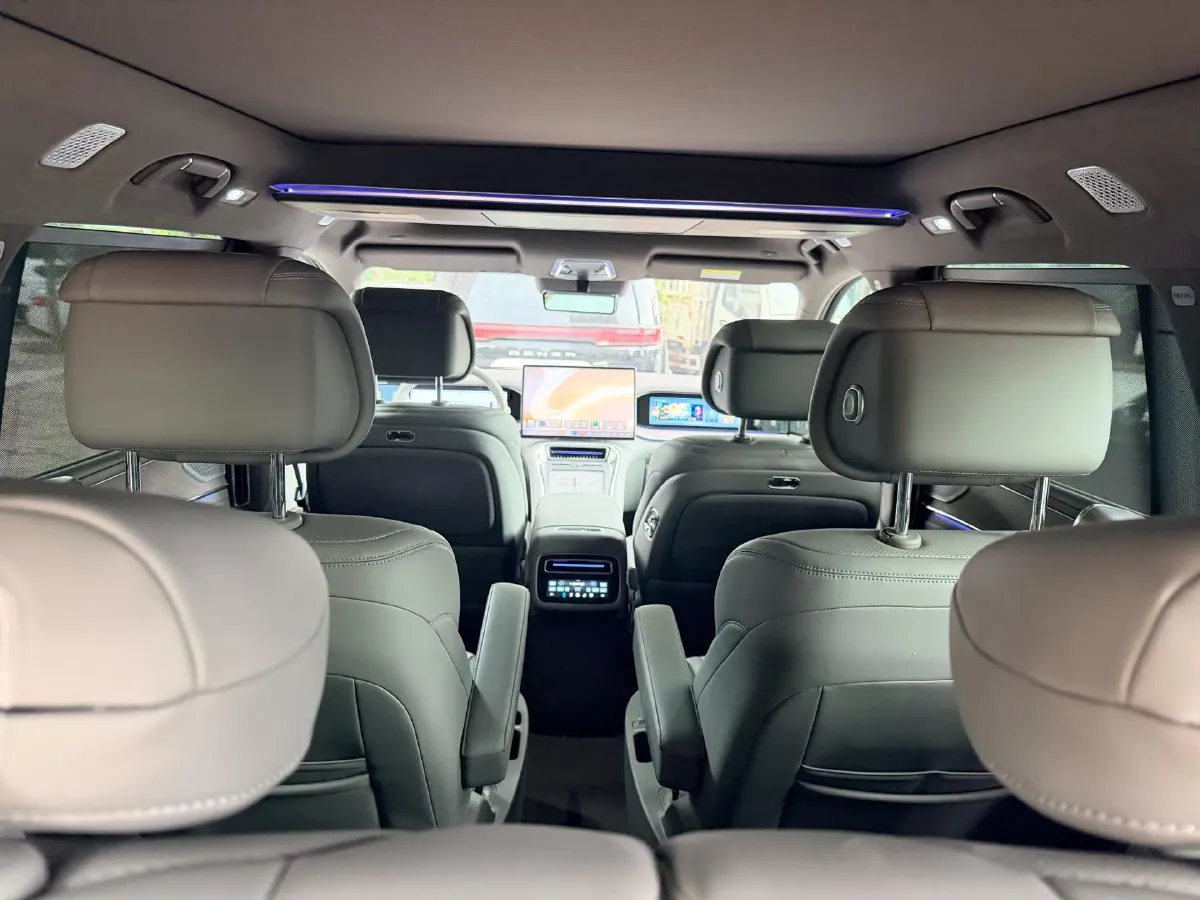 2025 Denza DenzaN9 2.0T 207HP L4 E-CVT PHEV,autocango,china used car exporter,china ev exporter,chinese used car exporter,chinese used ev exporter