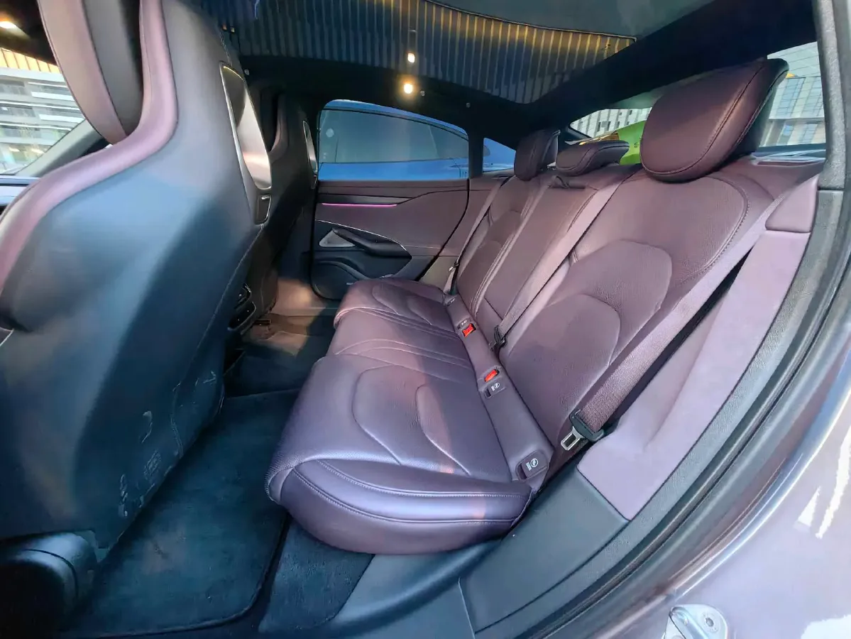 2024 MI SU7 BEV 73.6KWH,autocango,china used car exporter,china ev exporter,chinese used car exporter,chinese used ev exporter