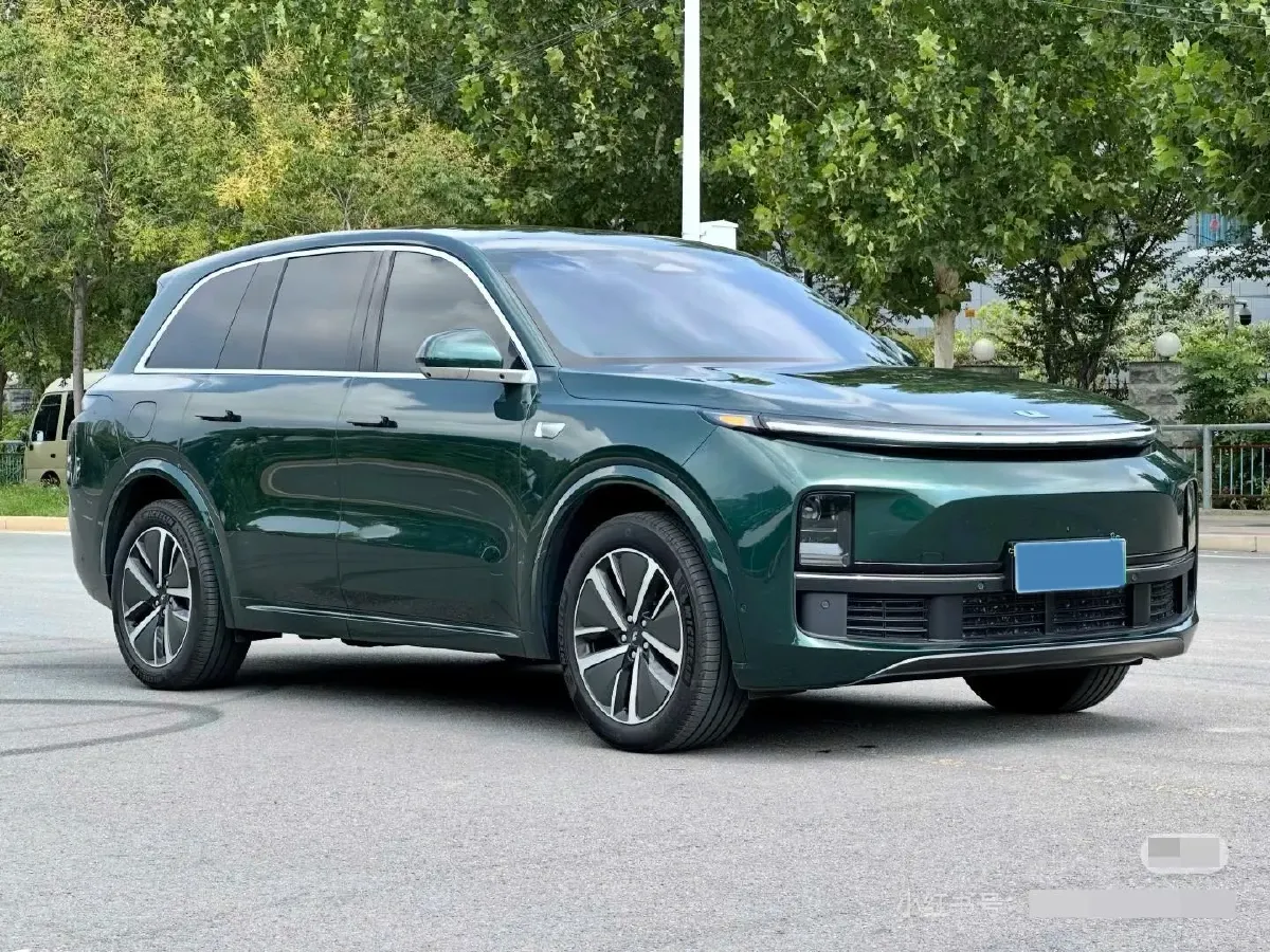 2023 Li L8 Range Extended 154HP REEV 40.9KWH,autocango,china used car exporter,china ev exporter,chinese used car exporter,chinese used ev exporter