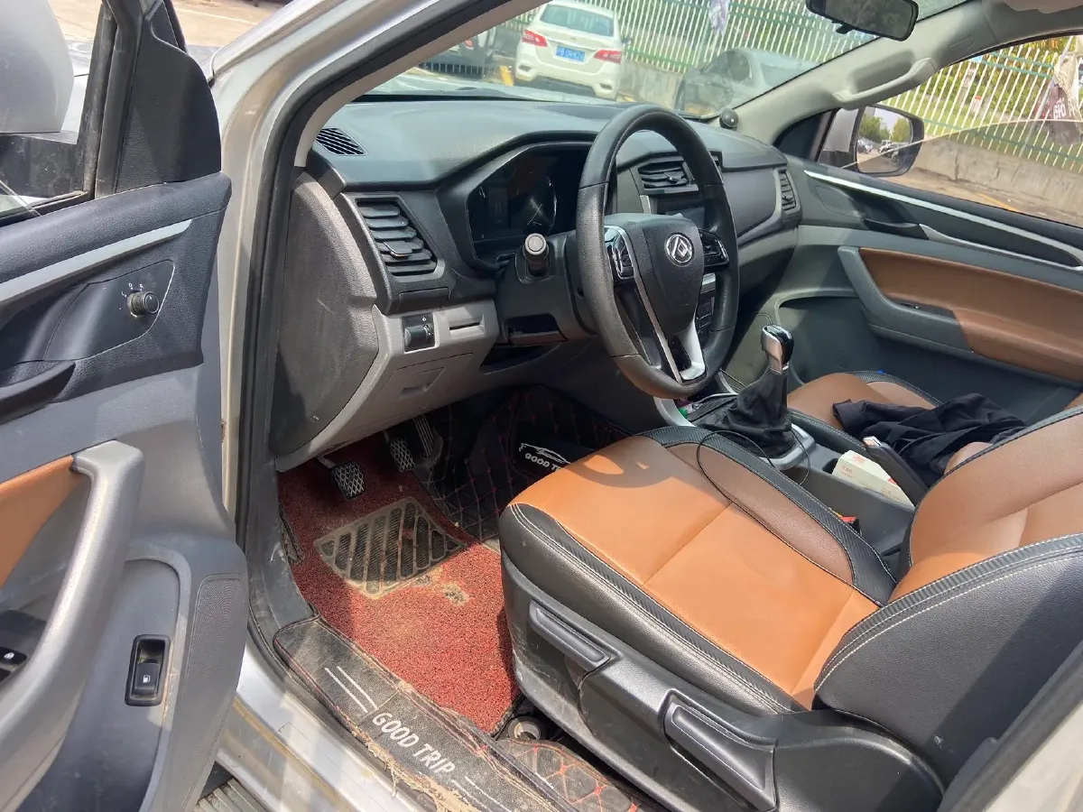 2020 MAXUS T70 2.0T 163HP L4 6AT,autocango,china used car exporter,china ev exporter,chinese used car exporter,chinese used ev exporter