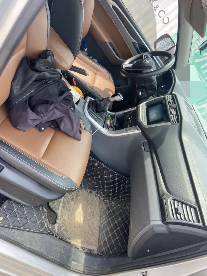 2020 MAXUS T70 2.0T 163HP L4 6AT,autocango,china used car exporter,china ev exporter,chinese used car exporter,chinese used ev exporter