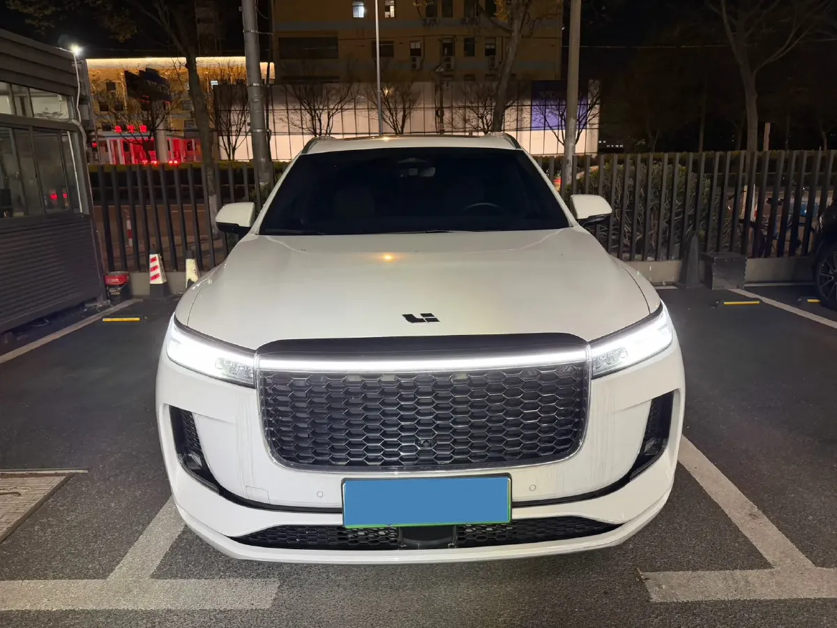 2021 Li ONE Range Extended 131HP REEV 40.5KWH,autocango,china used car exporter,china ev exporter,chinese used car exporter,chinese used ev exporter