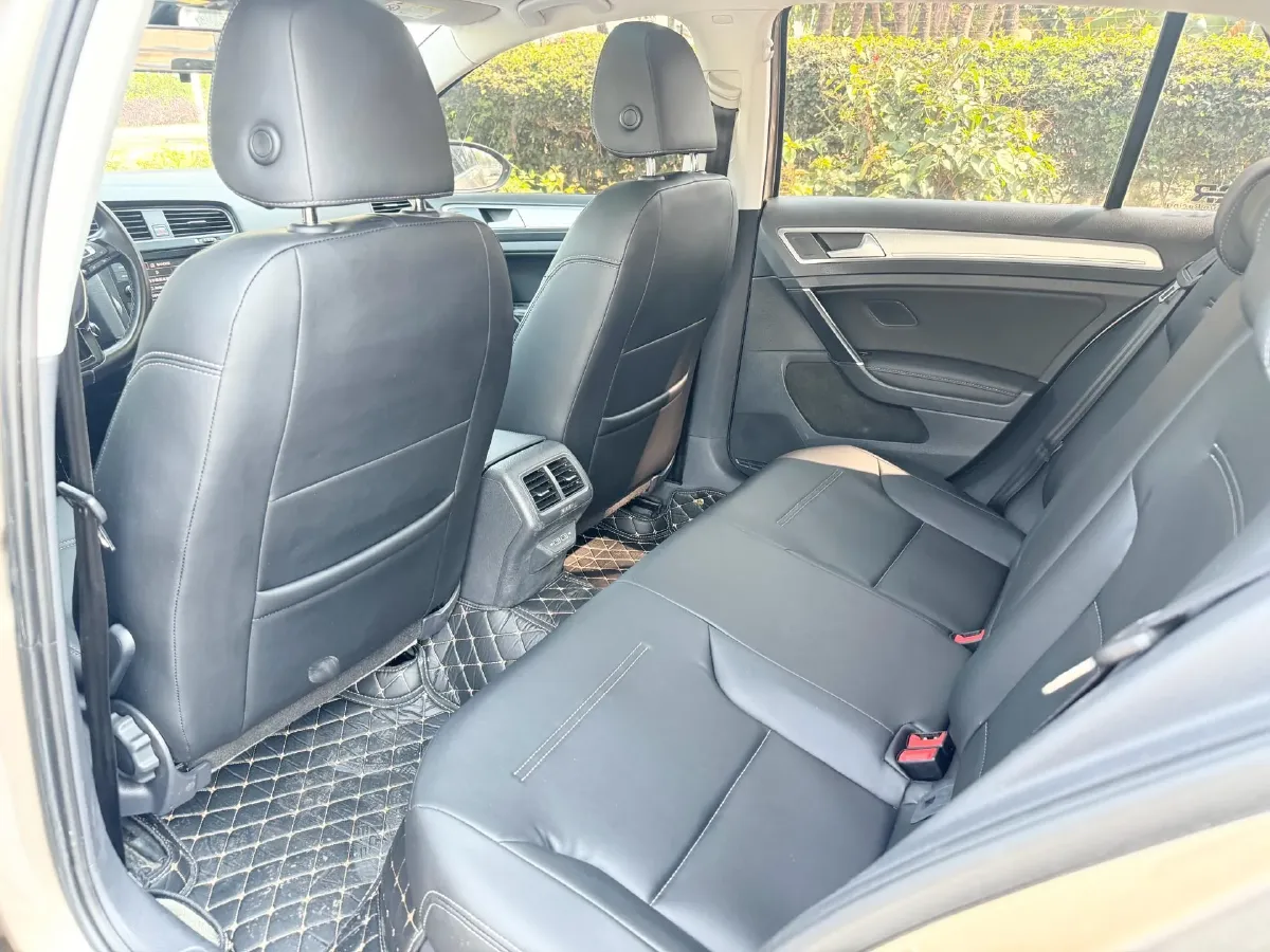 2019 Volkswagen Golf 1.4T 150HP L4 7DCT,autocango,china used car exporter,china ev exporter,chinese used car exporter,chinese used ev exporter