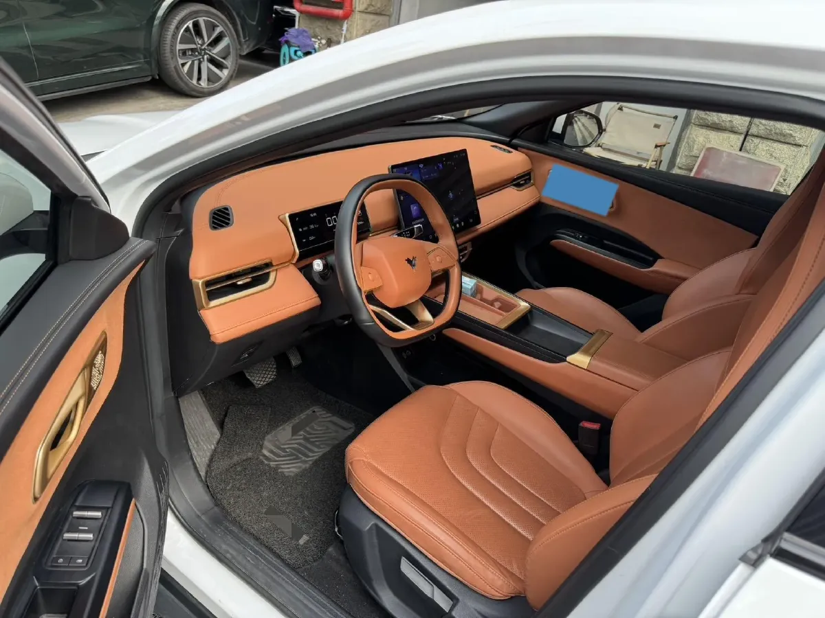 2023 MAXUS G50 1.5T 181HP L4 7DCT,autocango,china used car exporter,china ev exporter,chinese used car exporter,chinese used ev exporter