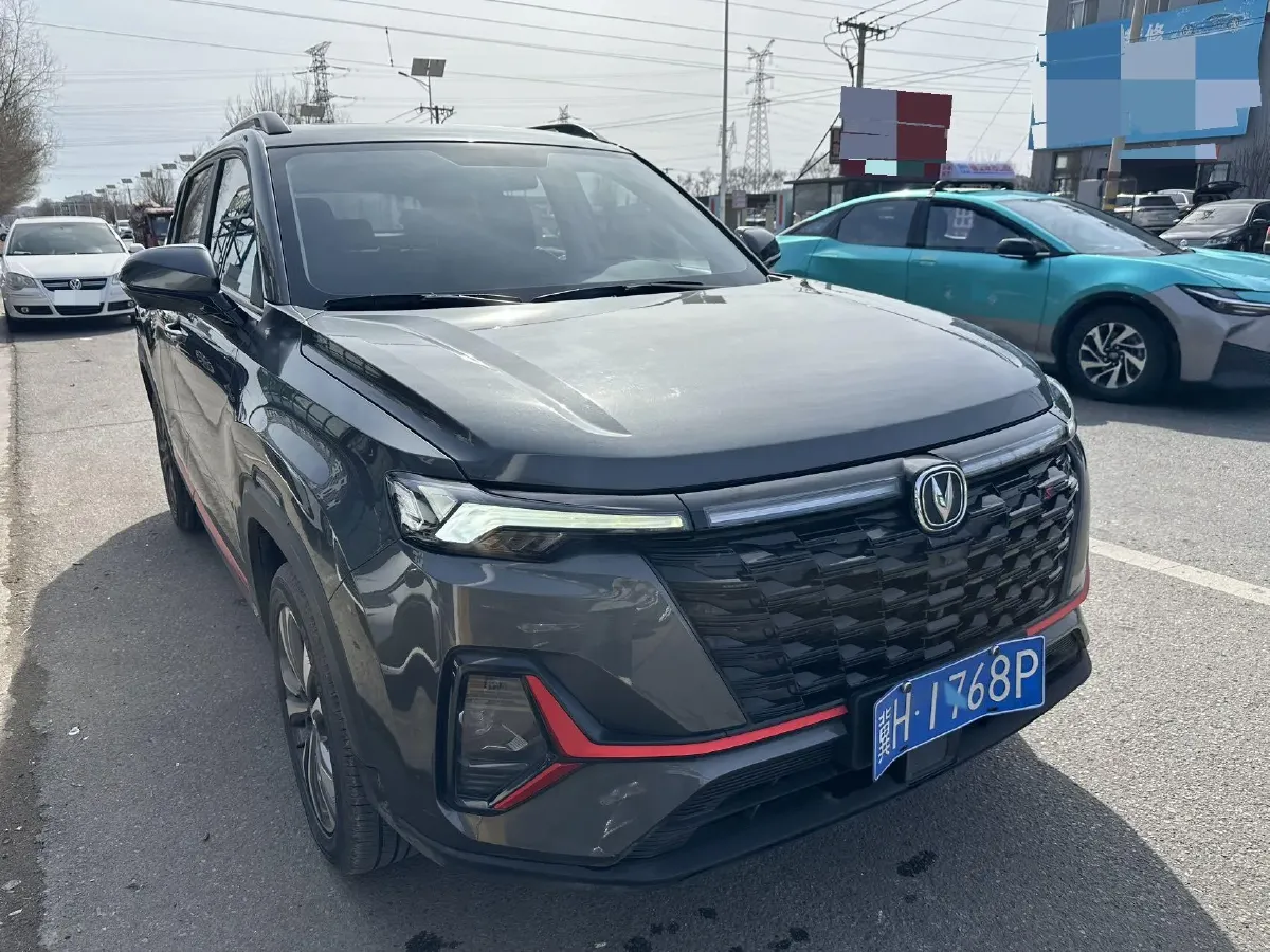2023 ChangAn CS35 Plus 1.4T 160HP L4 7DCT,autocango,china used car exporter,china ev exporter,chinese used car exporter,chinese used ev exporter