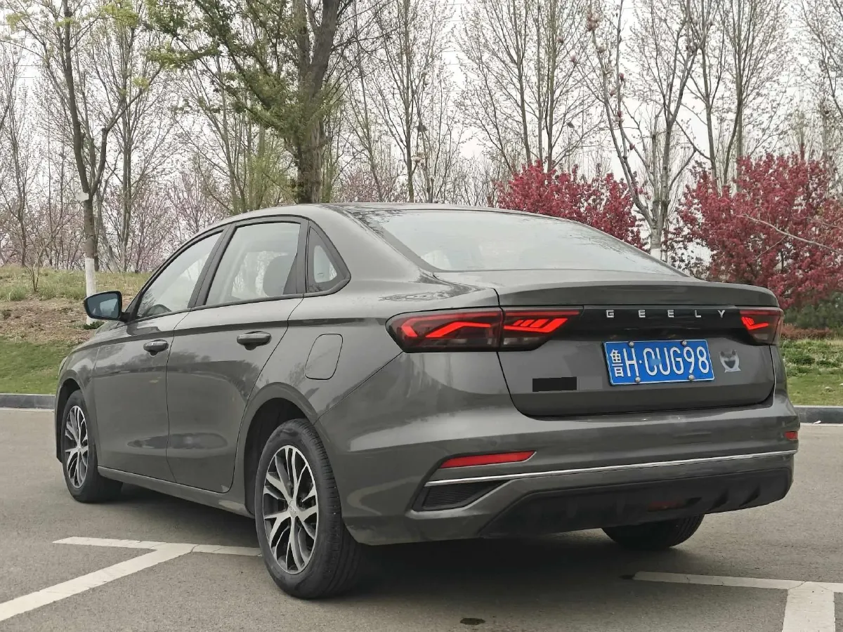 2022 Geely Emgrand 1.5L 114HP L4 CVT,autocango,china used car exporter,china ev exporter,chinese used car exporter,chinese used ev exporter