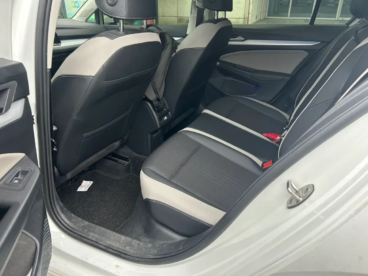 2021 Volkswagen Golf 1.4T 150HP L4 7DCT,autocango,china used car exporter,china ev exporter,chinese used car exporter,chinese used ev exporter