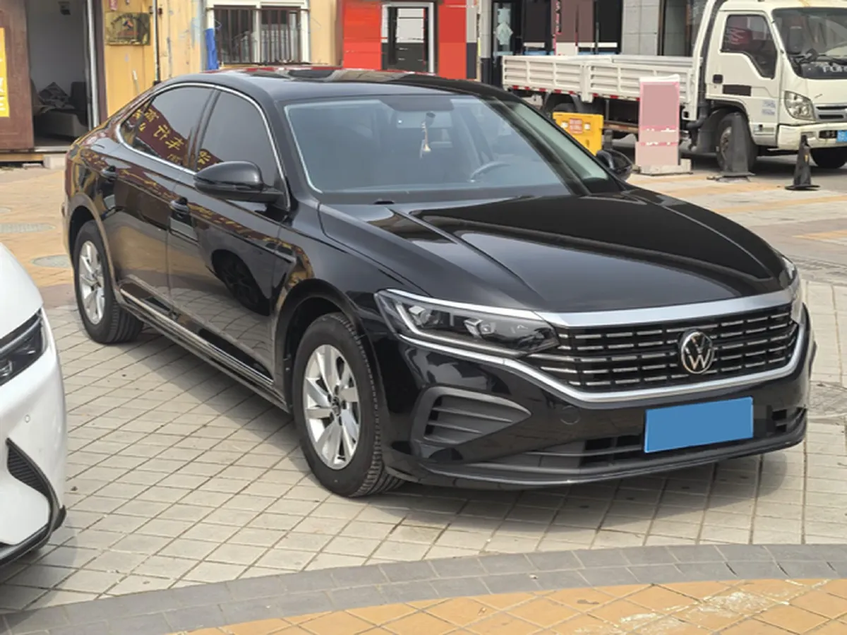 2023 Volkswagen Passat 1.4T 150HP L4 7DCT,autocango,china used car exporter,china ev exporter,chinese used car exporter,chinese used ev exporter