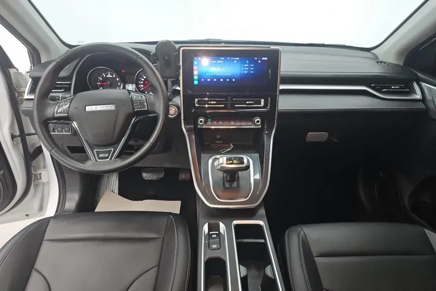 2021 Haval M6 1.5T 150HP L4 7DCT,autocango,china used car exporter,china ev exporter,chinese used car exporter,chinese used ev exporter