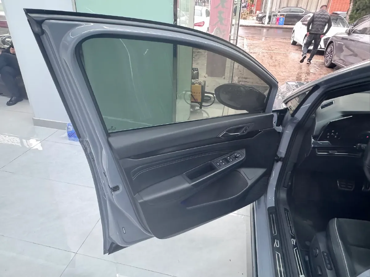 2021 Volkswagen Golf 1.4T 150HP L4 7DCT,autocango,china used car exporter,china ev exporter,chinese used car exporter,chinese used ev exporter