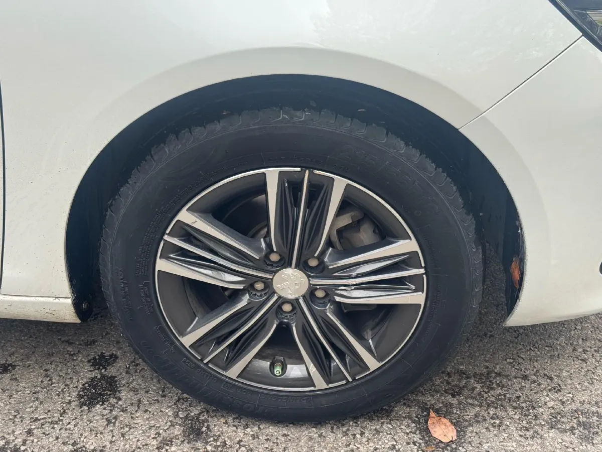 2018 Peugeot 308 1.6L 117HP L4 6AT,autocango,china used car exporter,china ev exporter,chinese used car exporter,chinese used ev exporter