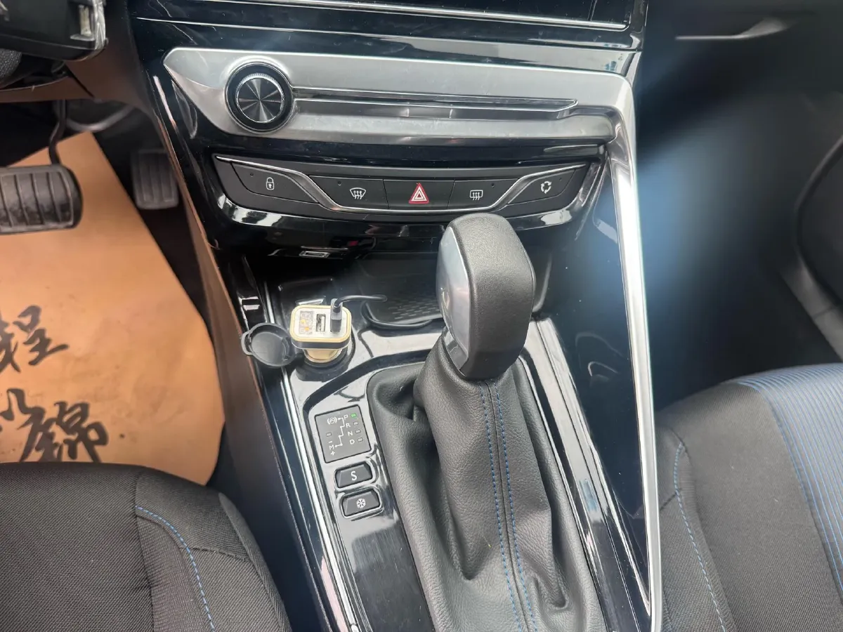 2018 Peugeot 308 1.6L 117HP L4 6AT,autocango,china used car exporter,china ev exporter,chinese used car exporter,chinese used ev exporter