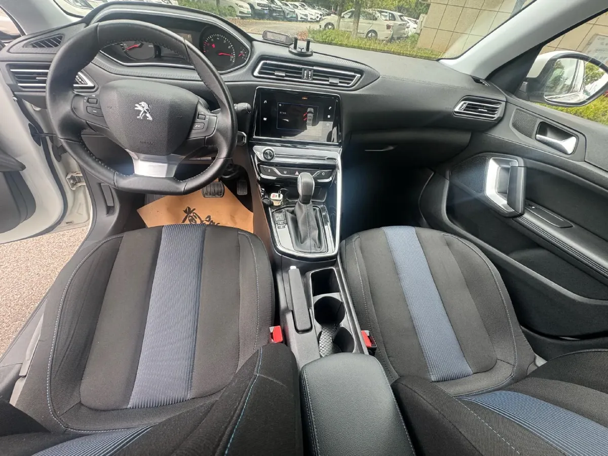 2018 Peugeot 308 1.6L 117HP L4 6AT,autocango,china used car exporter,china ev exporter,chinese used car exporter,chinese used ev exporter