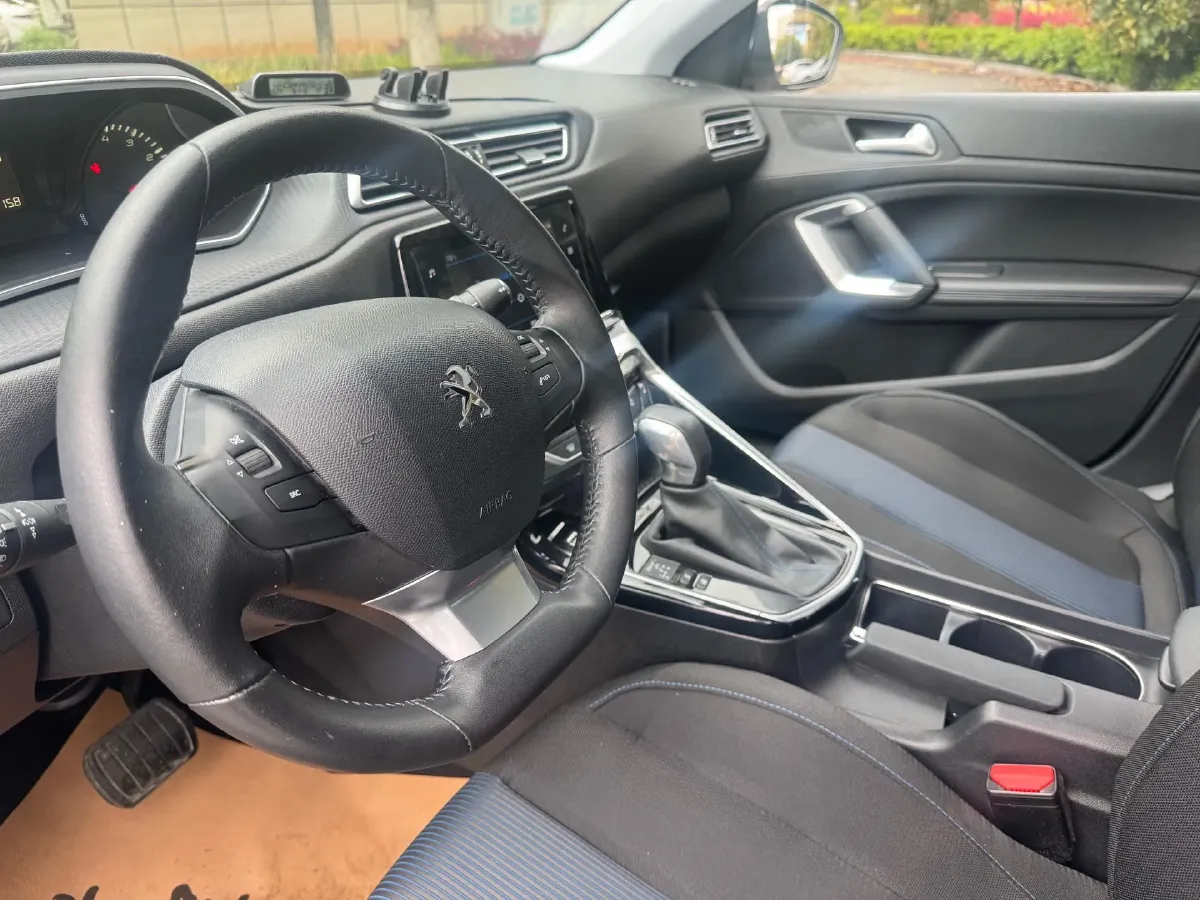 2018 Peugeot 308 1.6L 117HP L4 6AT,autocango,china used car exporter,china ev exporter,chinese used car exporter,chinese used ev exporter