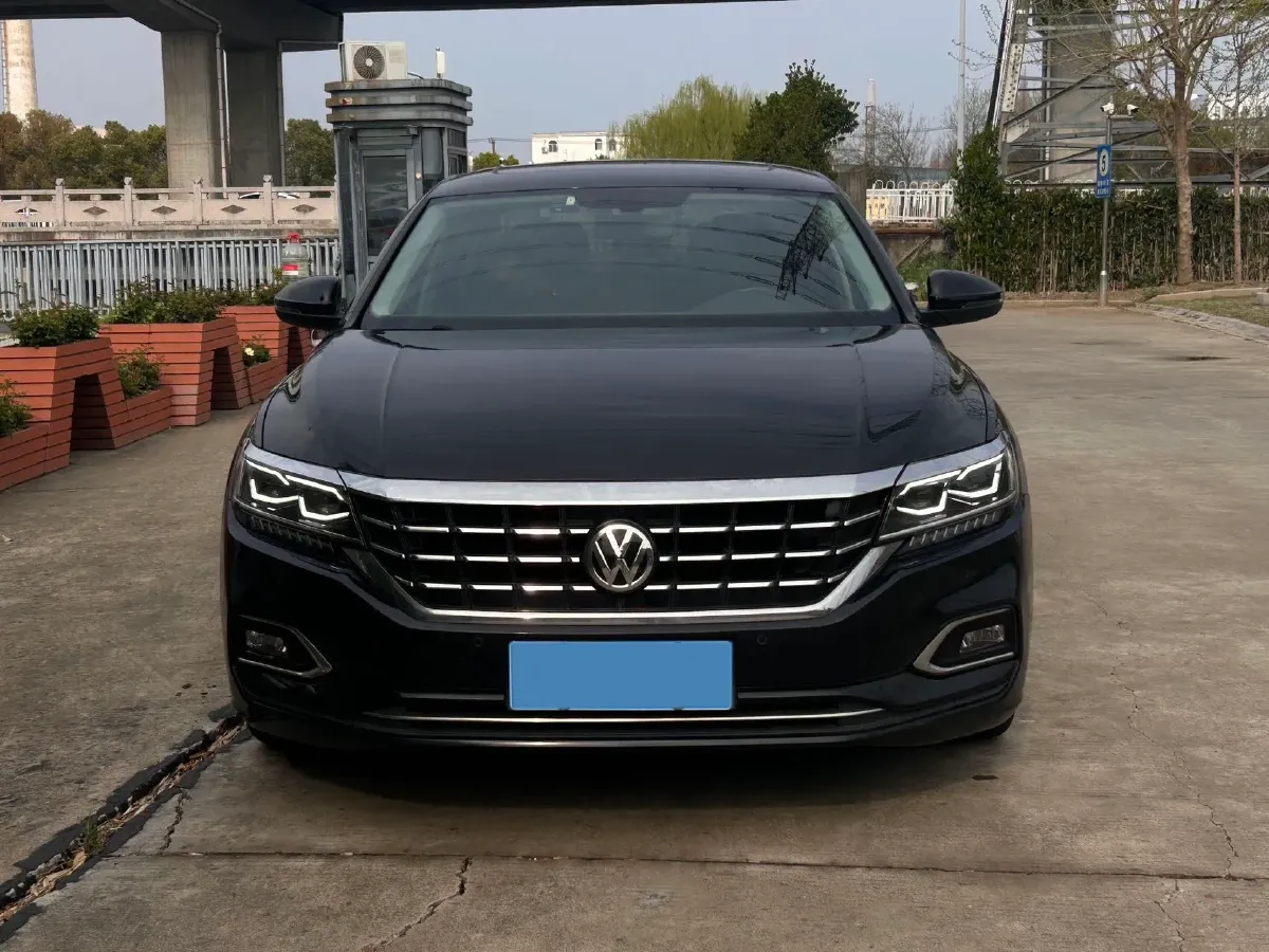 2019 Volvo V40 1.5T 152HP L4 6AT,autocango,china used car exporter,china ev exporter,chinese used car exporter,chinese used ev exporter