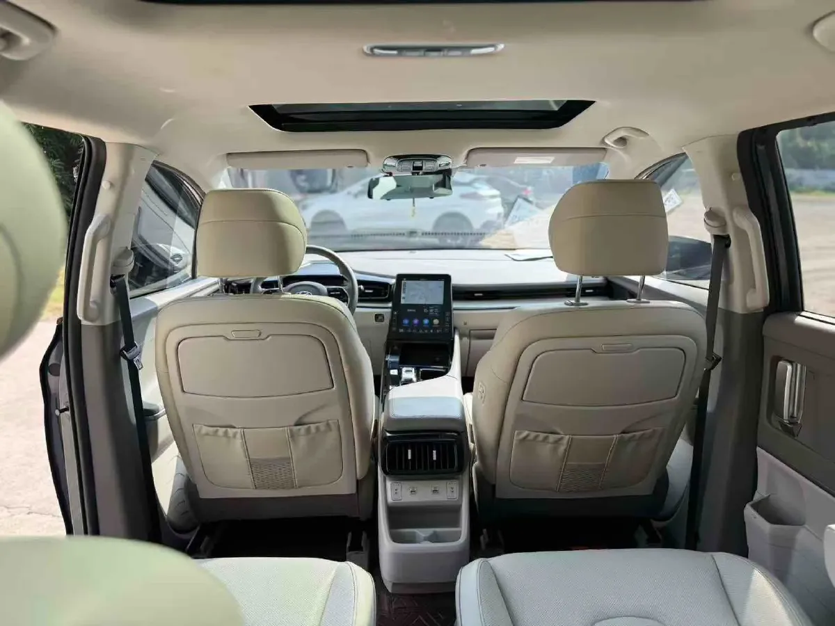 2022 Hyundai Custo 1.5T 170HP L4 8AT,autocango,china used car exporter,china ev exporter,chinese used car exporter,chinese used ev exporter