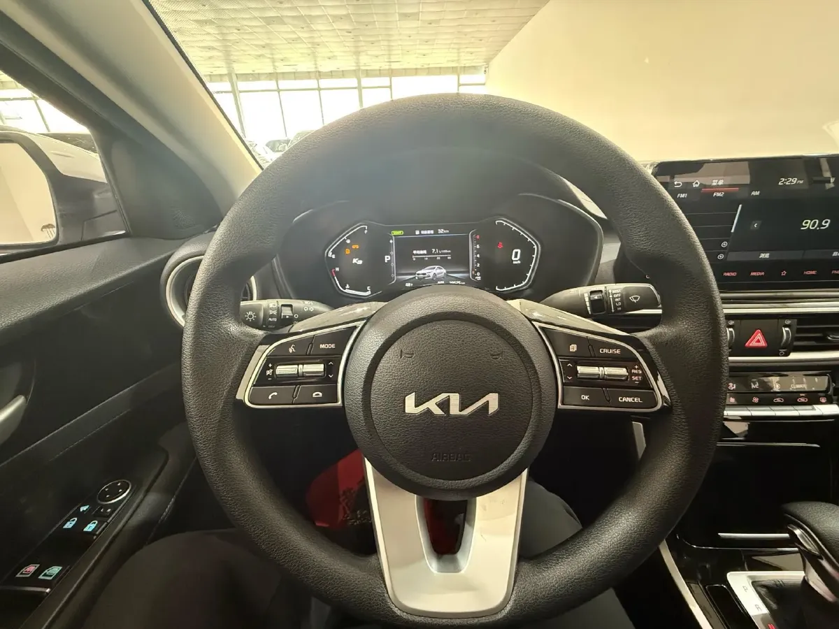2021 Kia K3 1.5L 115HP L4 CVT,autocango,china used car exporter,china ev exporter,chinese used car exporter,chinese used ev exporter
